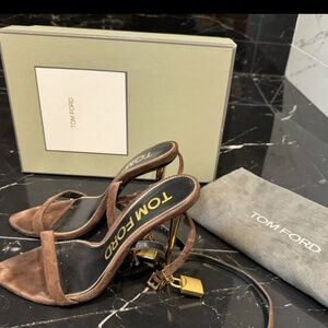 Tom ford brown suede heels with gold lock